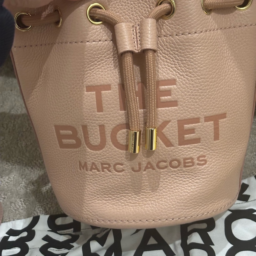 Marc Jacobs Pink Crossbody Bag with Bucket Shape - Picture 7 of 10